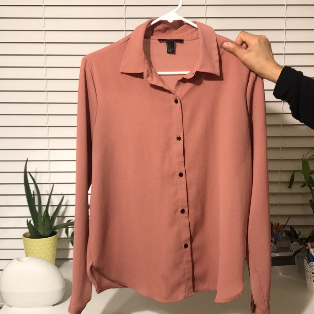 **CUTE** Forever 21 Pink Shirt